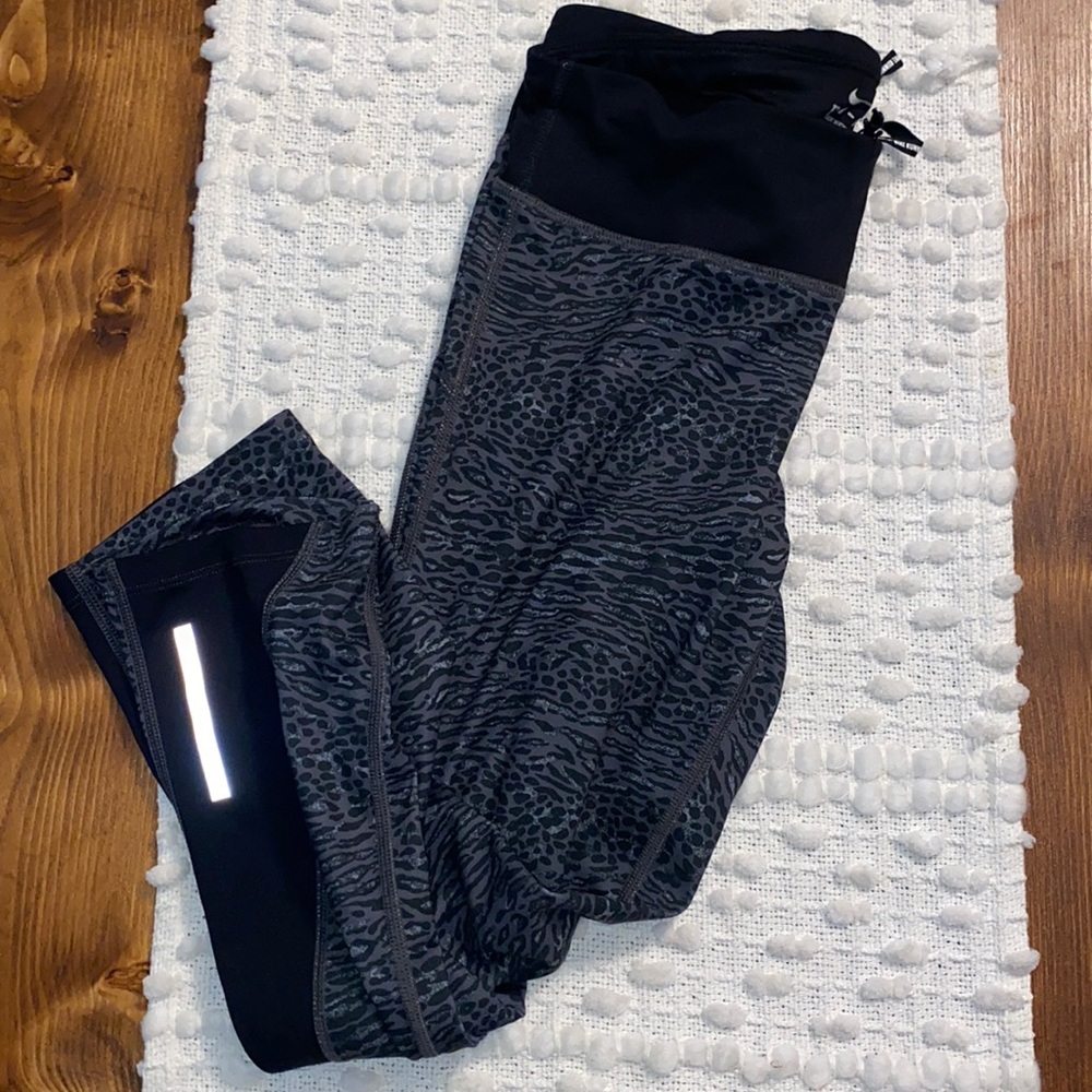 Nike Dri Fit Crop Legging